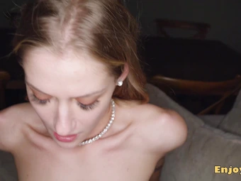 SLOB Rob flexes for Hungarian bombshell Tatum, royal squirting, filthy woman fucked.